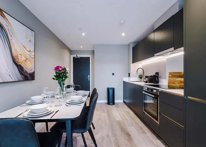 3 Bed Flat - Centre - Free Parking Leeds (West Yorkshire)