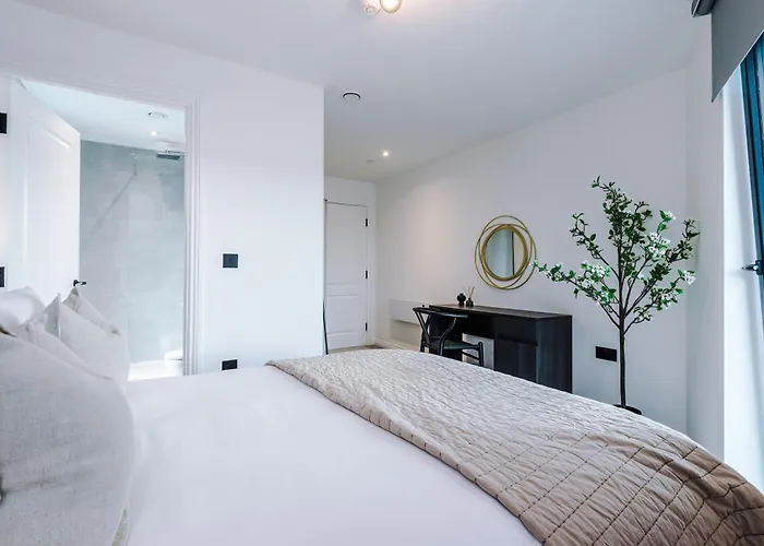 3 Bed Flat - Centre - Free Parking Leeds (West Yorkshire)