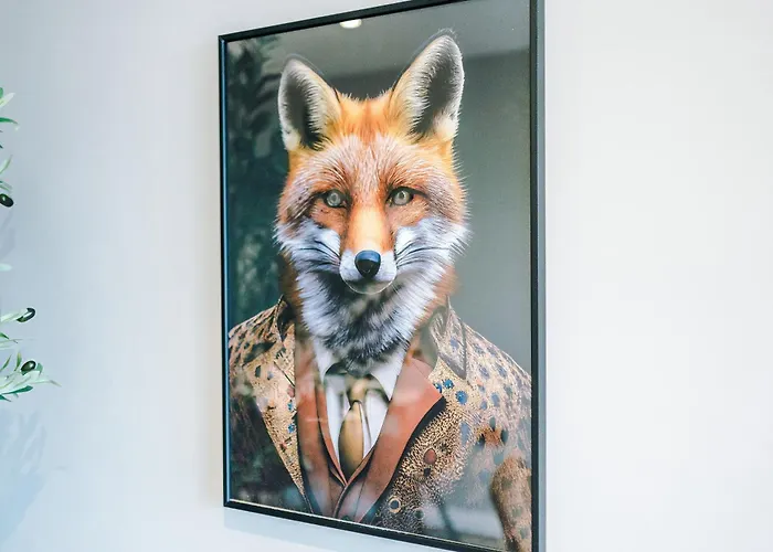 3 Bed Flat - Centre - Free Parking Lägenhet