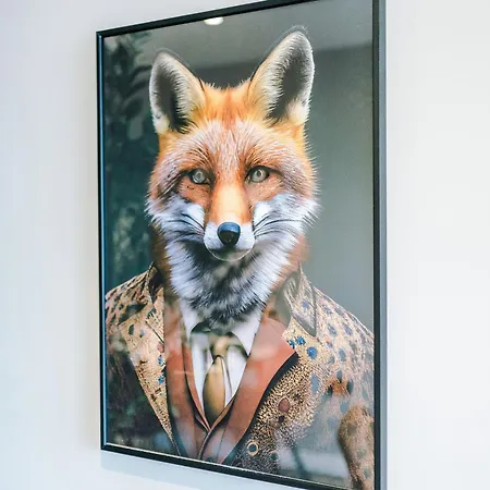 3 Bed Flat - Centre - Free Parking 公寓